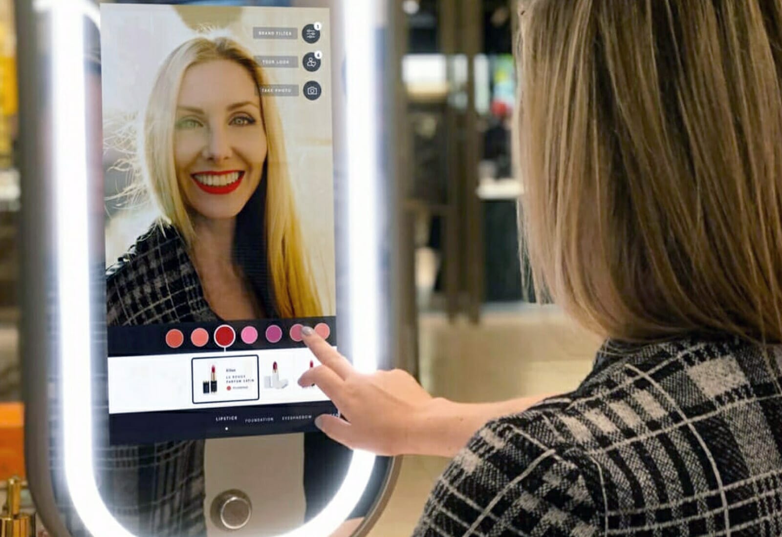 Augmented Reality retail experience - Full Clarity